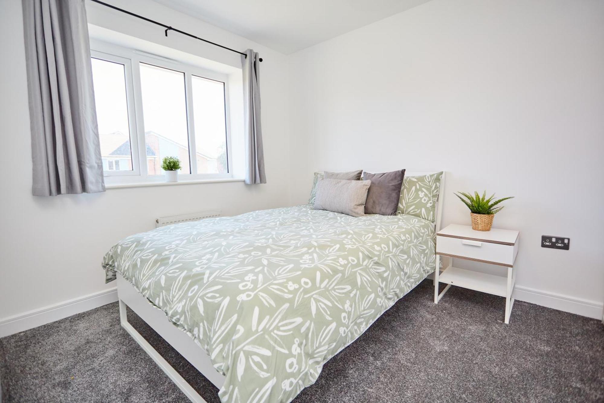 Cosy,Modern And Relaxing 3 Bedroom House With Parking Manchester Exterior photo