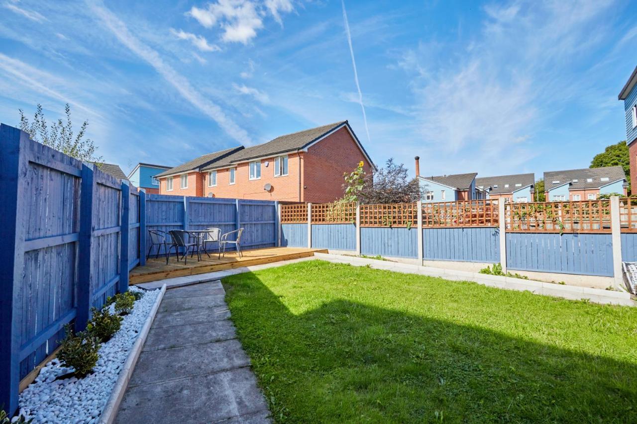 Cosy,Modern And Relaxing 3 Bedroom House With Parking Manchester Exterior photo